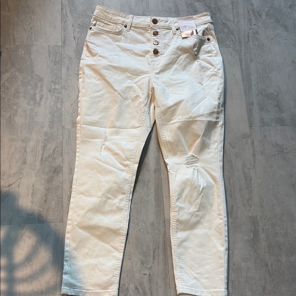 Lauren Conrad skinny ankle jeans button front /distressed stretch
Cream NWT 12